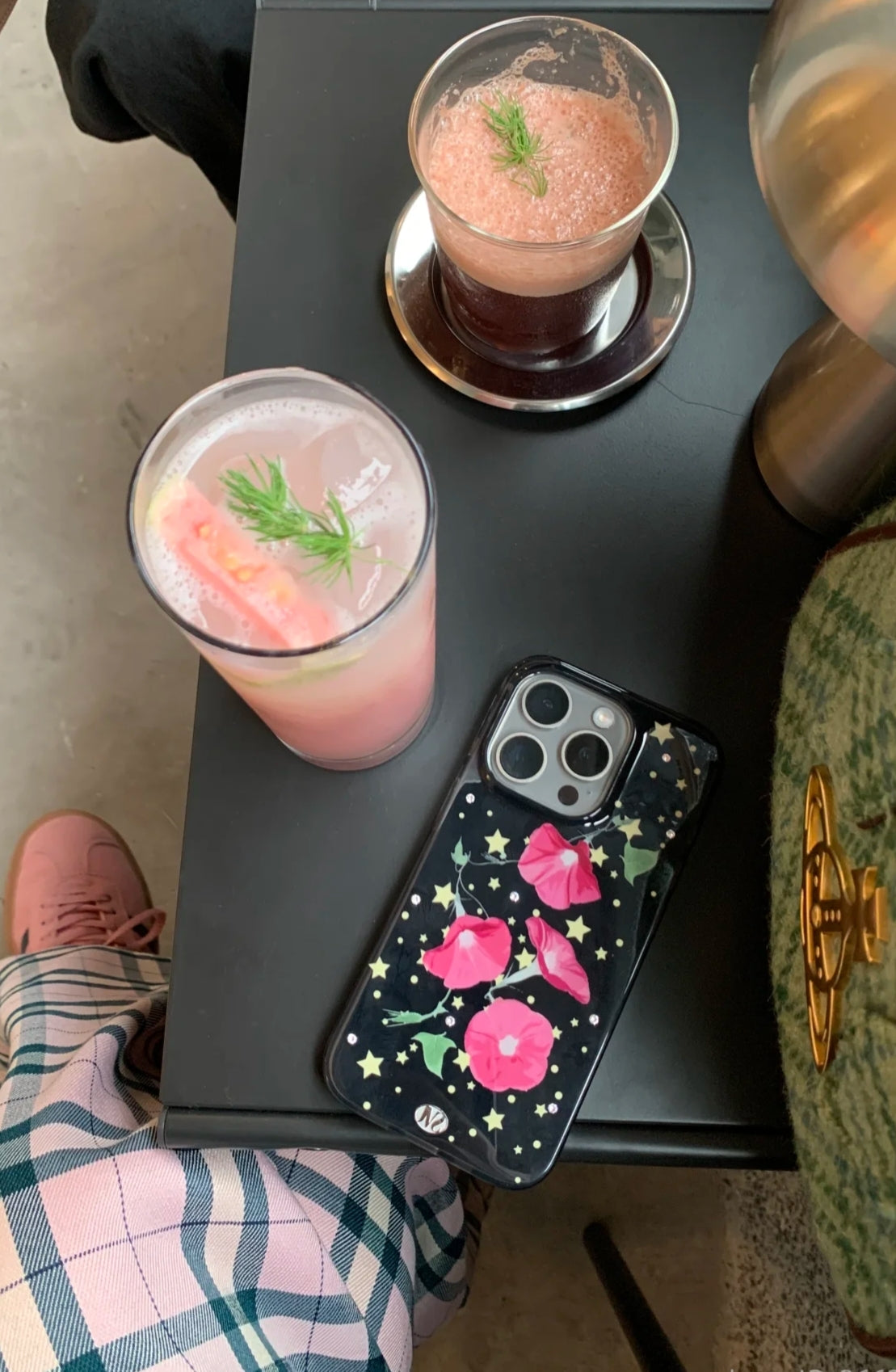 iPhone Series Black Starry Tulip Phone Case