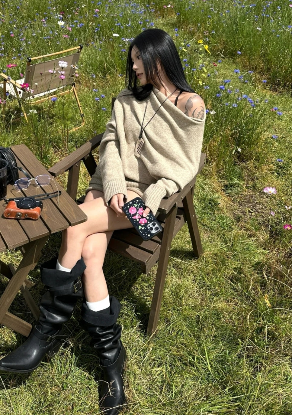 iPhone Series Black Starry Tulip Phone Case